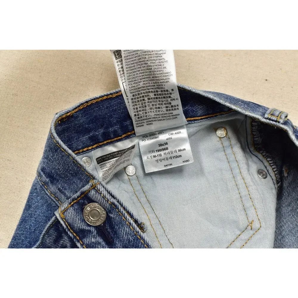 Levi's 550 Relaxed Fit Men's Jeans Blue 38x36 Medium Wash Denim Retro Style